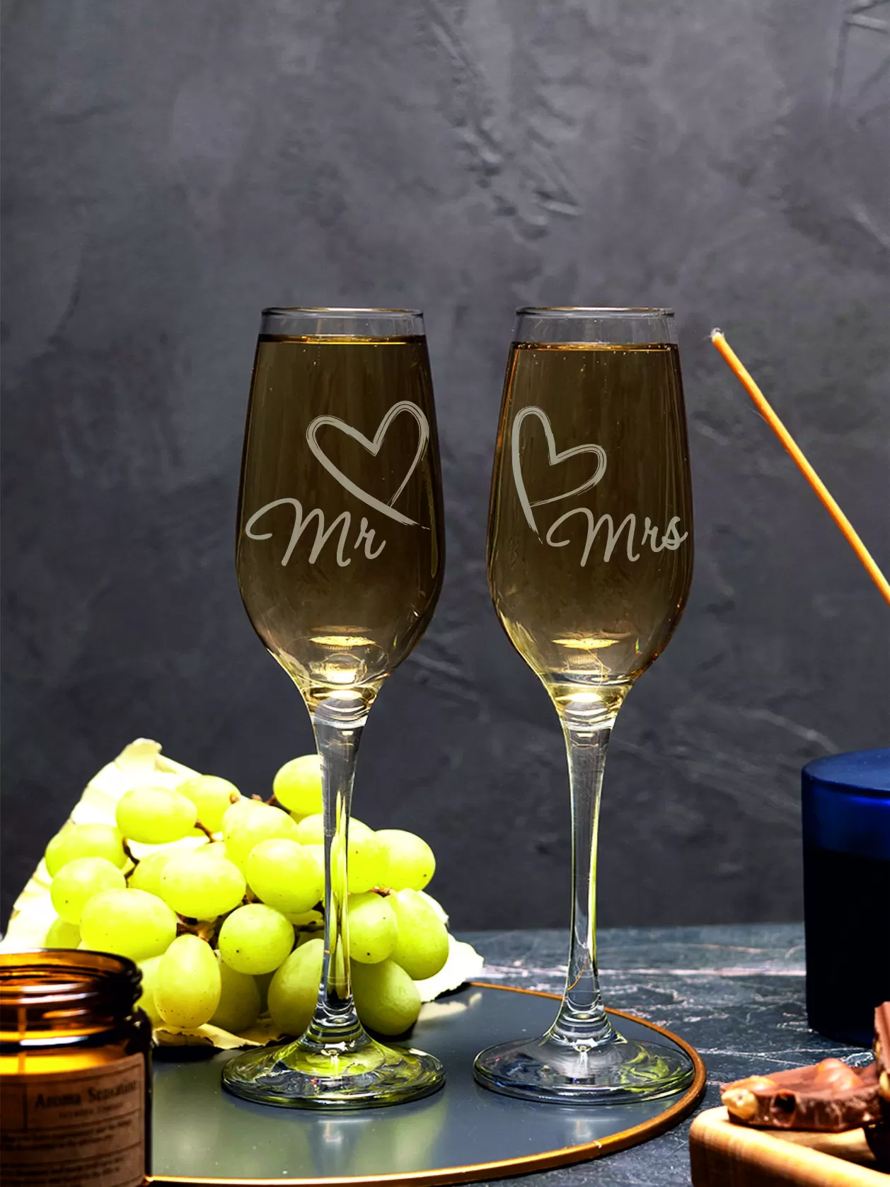 Свадебные бокалы под шампанское "Mr & Mrs" — изображение 5