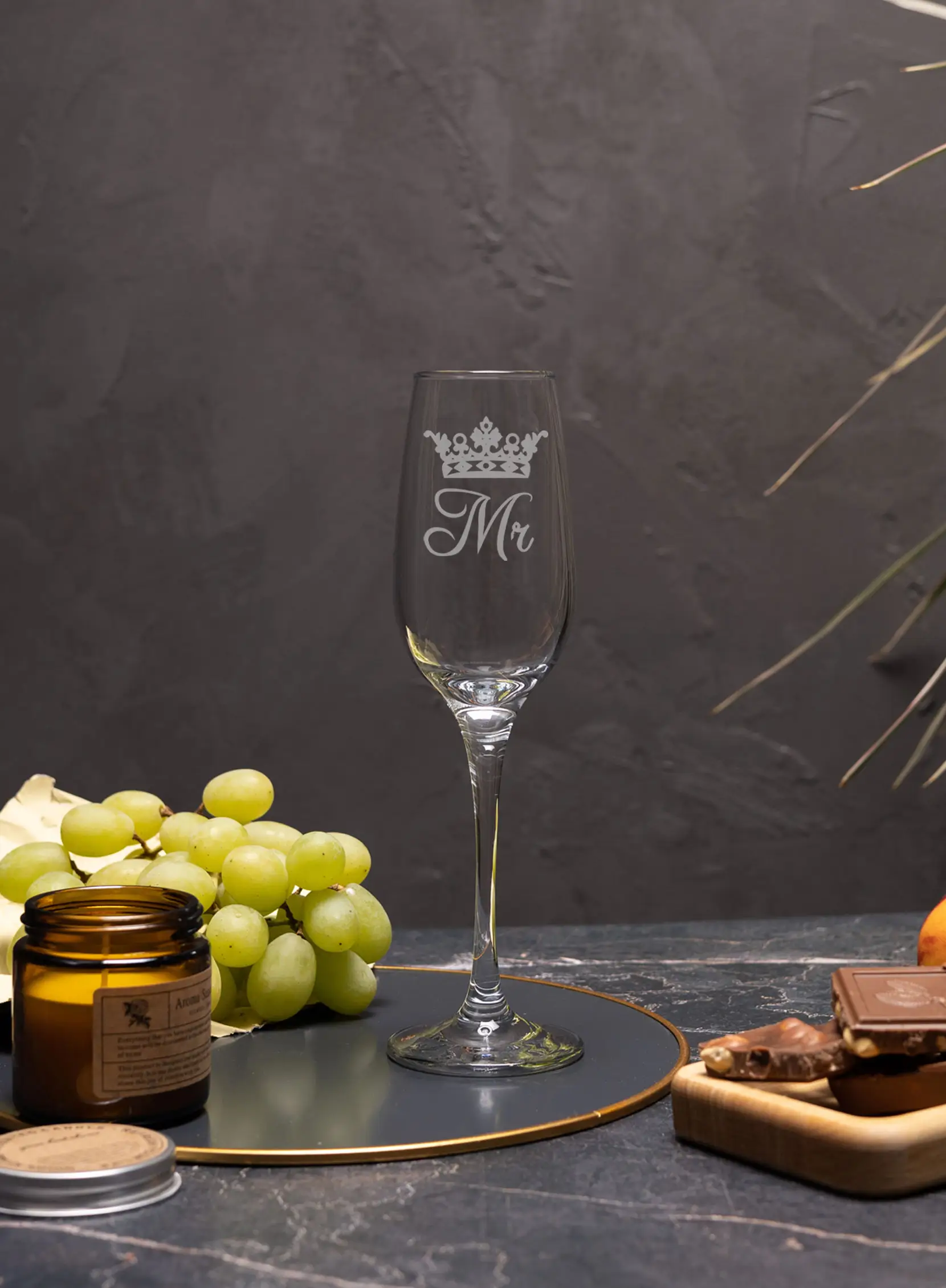 Свадебные под шампанское с гравировкой Mr Mrs короны 5 Свадебные под шампанское с гравировкой Mr Mrs короны — изображение 5