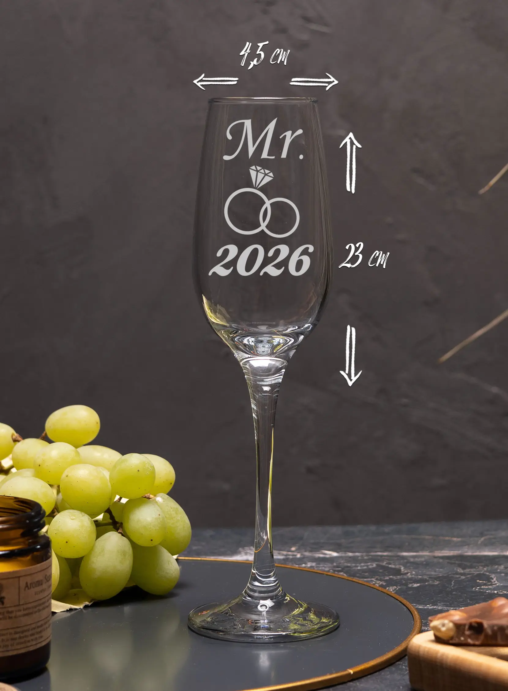 Свадебные бокалы под шампанское с гравировкой Mr Mrs 2026 4 Свадебные бокалы под шампанское с гравировкой Mr Mrs 2026 — изображение 4