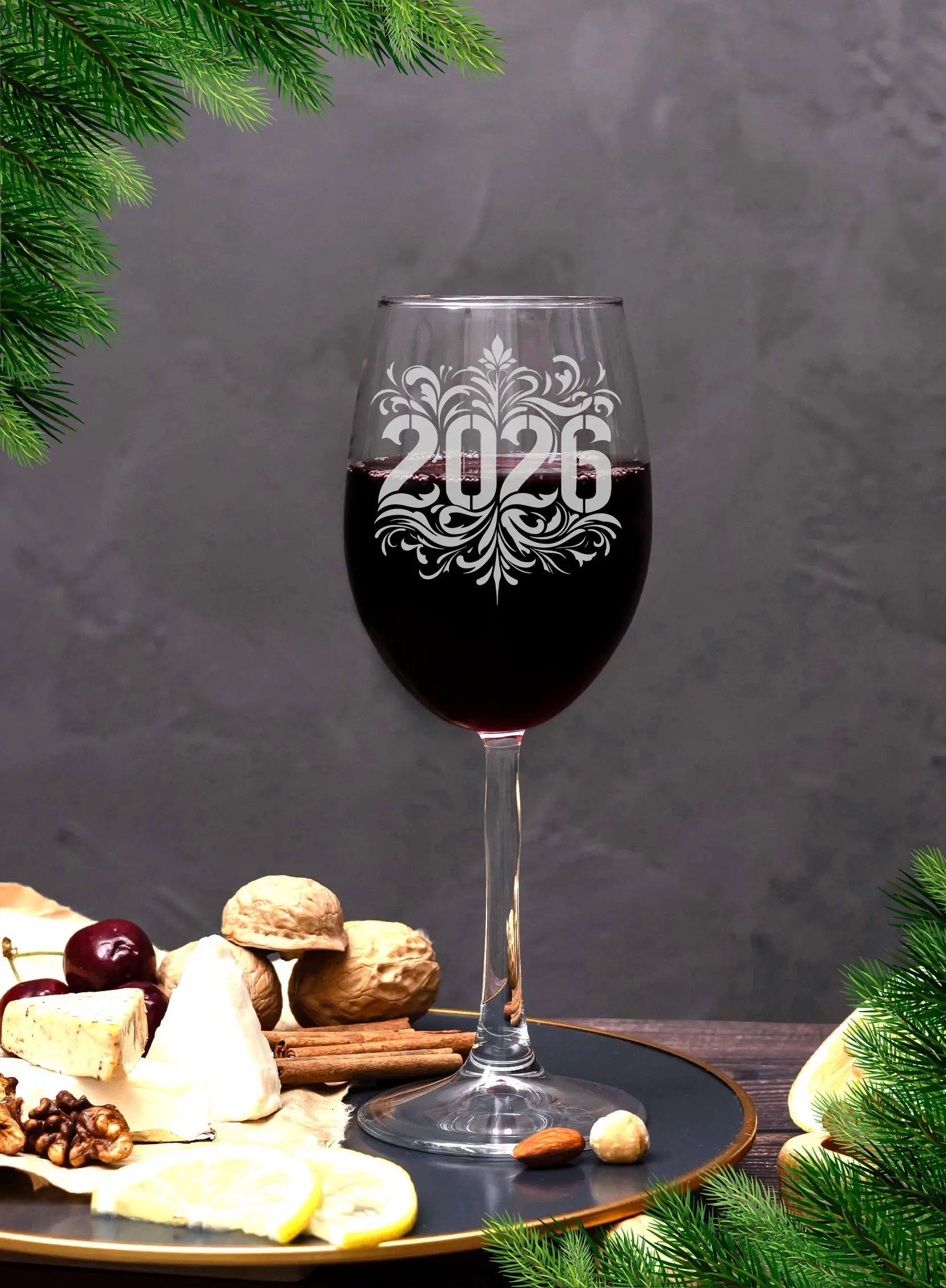 Бокал с гравировкой под вино с символом года — изображение 3